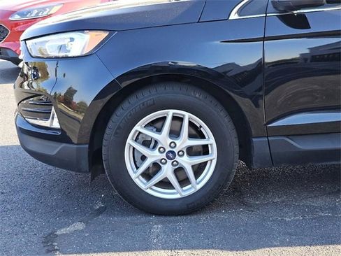 Used 2021 Ford Edge SEL w/ Convenience Package image 15