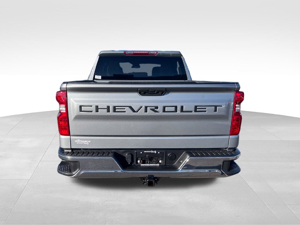 Used 2024 Chevrolet Silverado 1500 LT AWD/4WD image 4