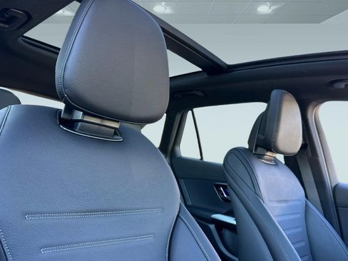 New 2025 Mercedes-Benz GLC 43 AMG 4MATIC image 13