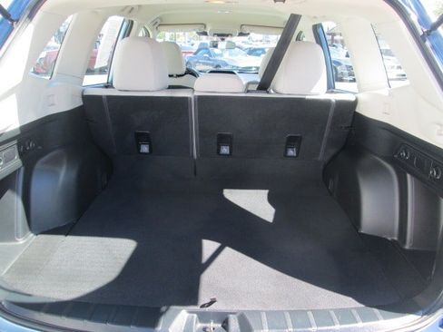 Used 2023 Subaru Forester AWD/4WD image 12