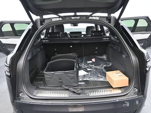 New 2026 Land Rover Range Rover Velar Dynamic SE AWD/4WD image 14