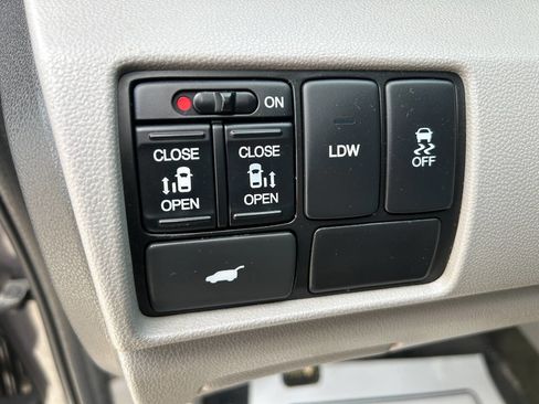 Used 2015 Honda Odyssey EX-L image 28