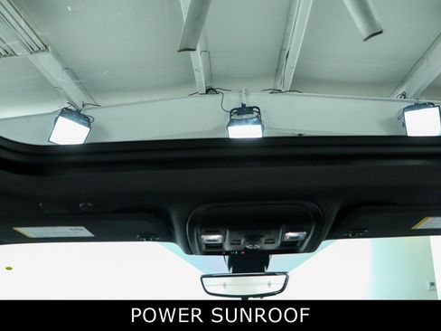 Used 2022 Chevrolet Tahoe Premier RWD image 22