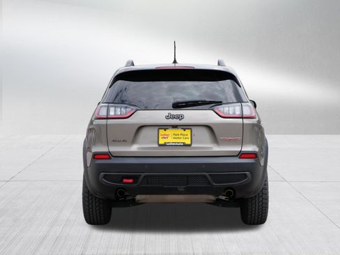 Used 2020 Jeep Cherokee Trailhawk w/ Cold Weather Group AWD/4WD image 6