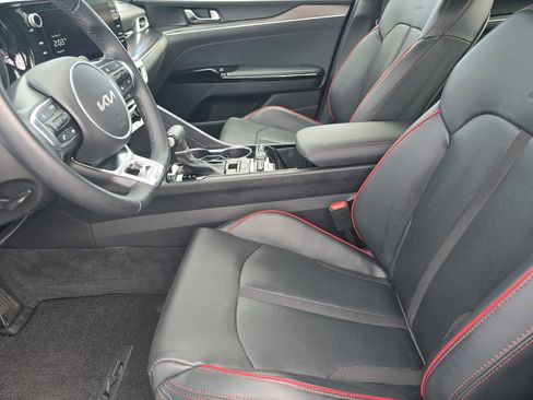 Used 2023 Kia K5 GT image 9