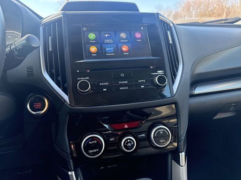 Used 2023 Subaru Forester Premium image 16