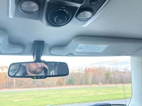 Used 2014 Toyota FJ Cruiser 4WD image 11