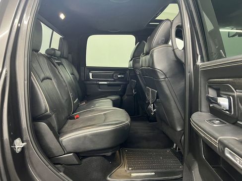 Used 2018 RAM 3500 Laramie Longhorn image 25