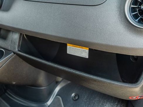 Used 2023 Mercedes-Benz Sprinter 3500 image 41