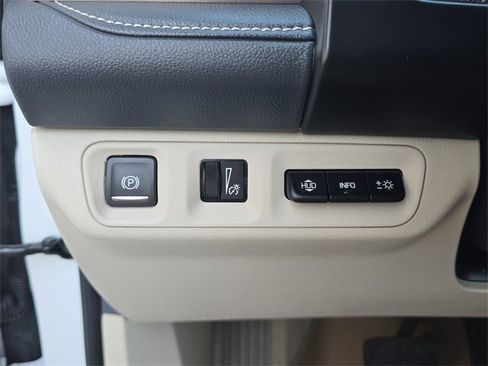 Certified 2022 GMC Acadia Denali w/ Denali Ultimate Package image 25