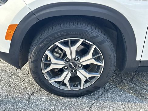 Used 2023 Kia Seltos EX image 12