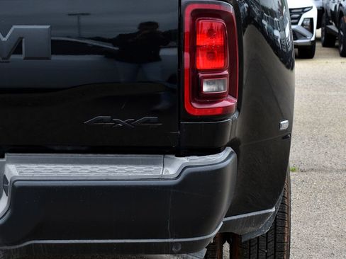 New 2026 RAM 3500 Tradesman AWD/4WD image 14