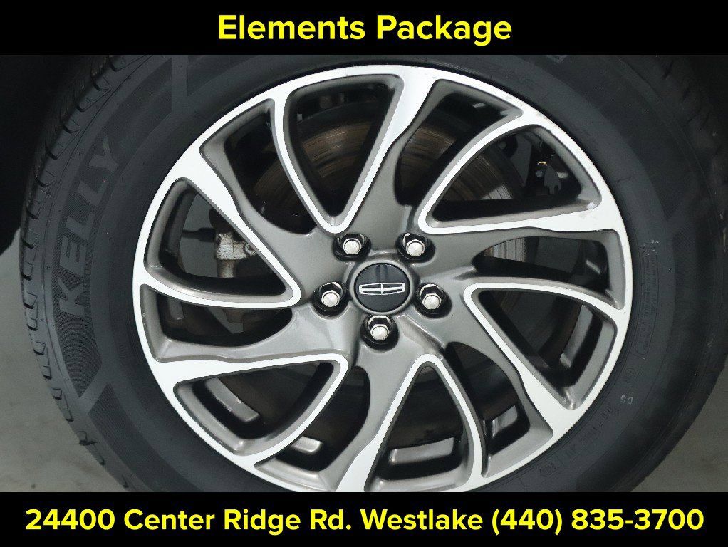Used 2020 Lincoln Corsair AWD w/ Equipment Group 101A image 12