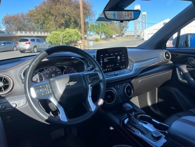 Used 2023 Chevrolet Blazer Premier w/ Driver Confidence II Package AWD/4WD image 13