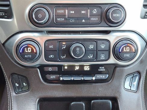 Used 2015 Chevrolet Tahoe LT w/ Luxury Package image 18