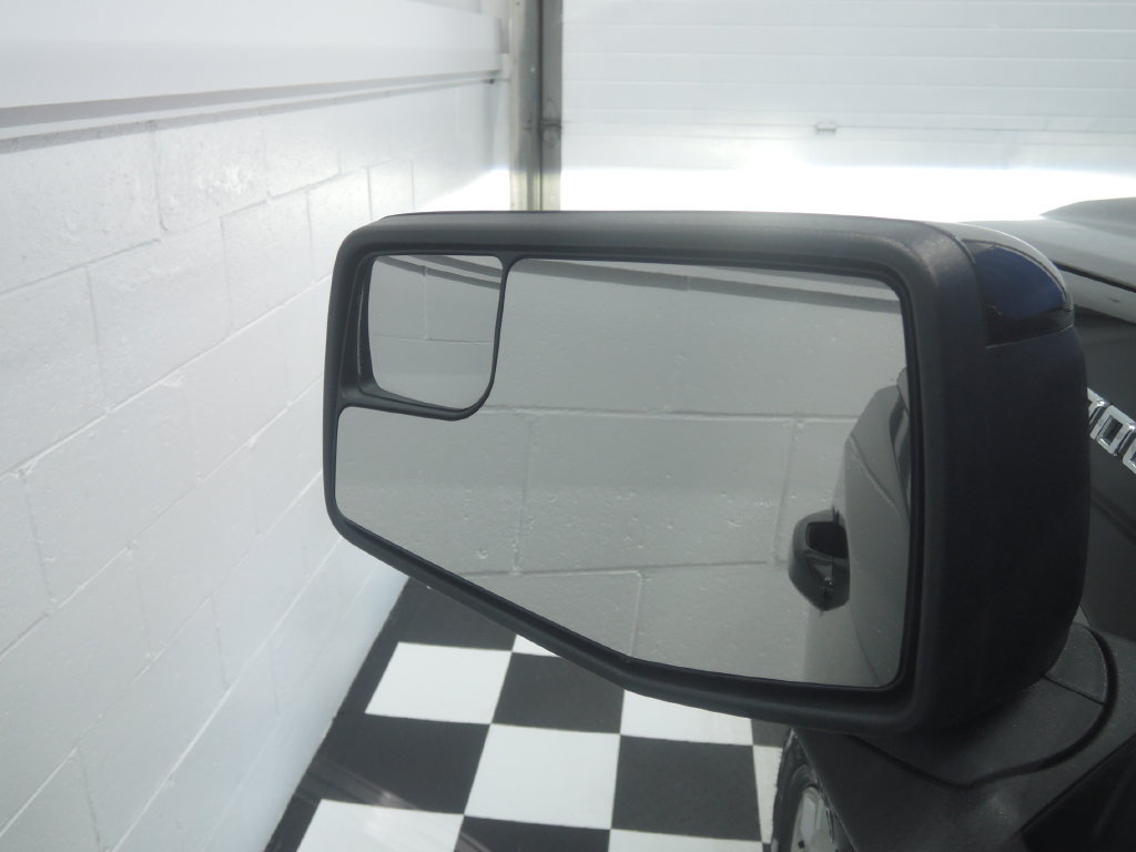 Used 2023 Chevrolet Silverado 1500 RST w/ Convenience Package II AWD/4WD image 26