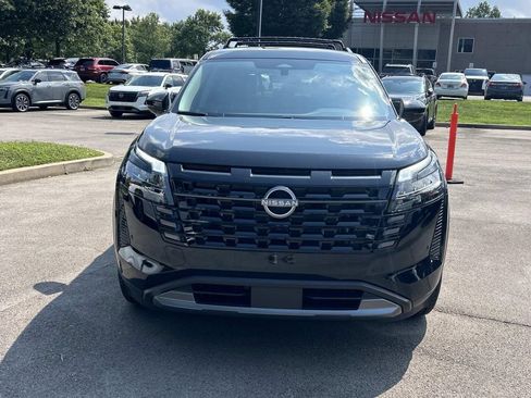 New 2026 Nissan Pathfinder SL FWD image 2