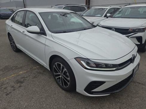 Certified 2026 Volkswagen Jetta Sport FWD image 2