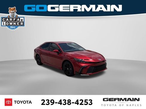 Used 2026 Toyota Camry SE FWD image 11