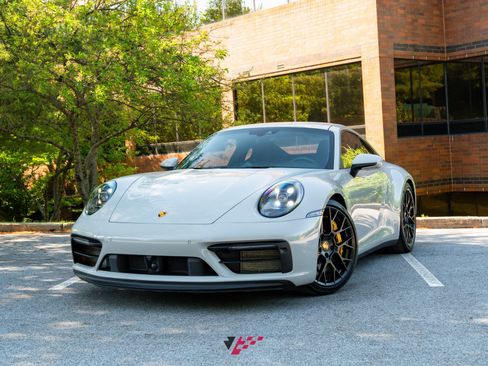 Used 2022 Porsche 911 Carrera GTS RWD image 1