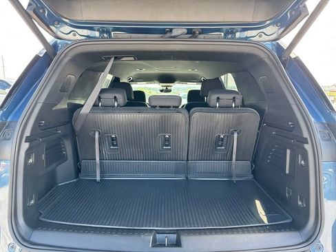 Used 2026 Chevrolet Traverse LT w/ Driver Confidence Package FWD image 31