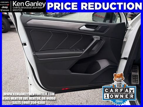 Used 2023 Volkswagen Tiguan SE R-Line AWD/4WD image 10