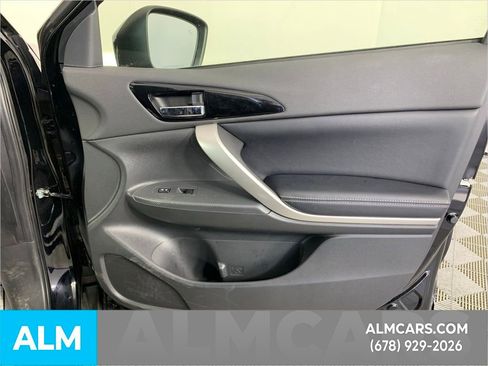 Used 2024 Mitsubishi Eclipse Cross SE image 32