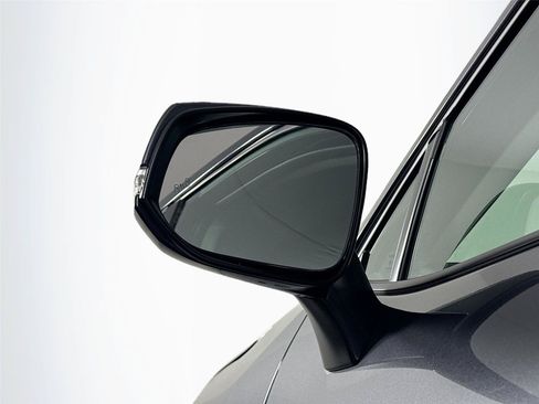 Certified 2025 Toyota RAV4 XLE AWD/4WD image 5