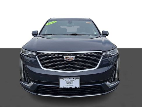 Used 2022 Cadillac XT6 Luxury AWD/4WD image 2