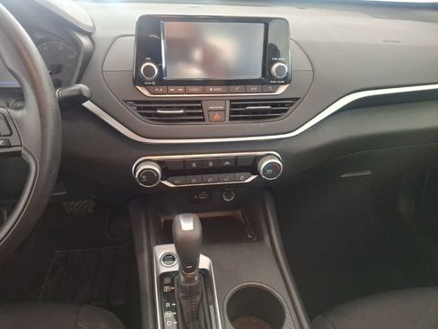Used 2023 Nissan Altima 2.5 S FWD image 16