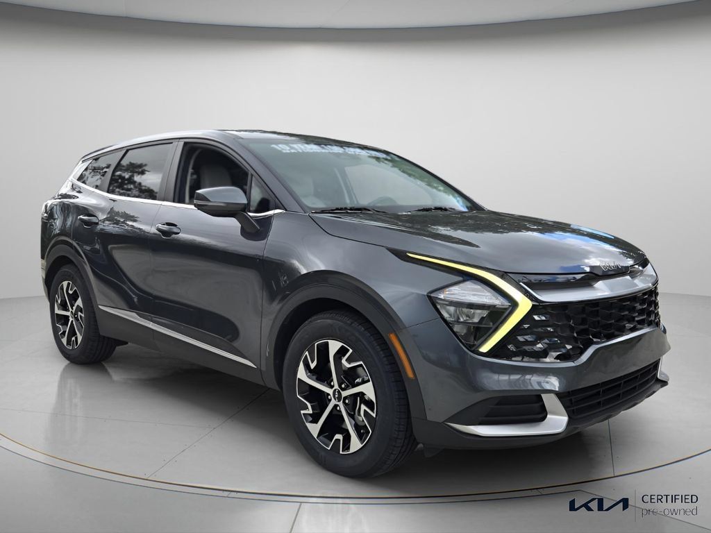Certified 2023 Kia Sportage EX FWD image 9