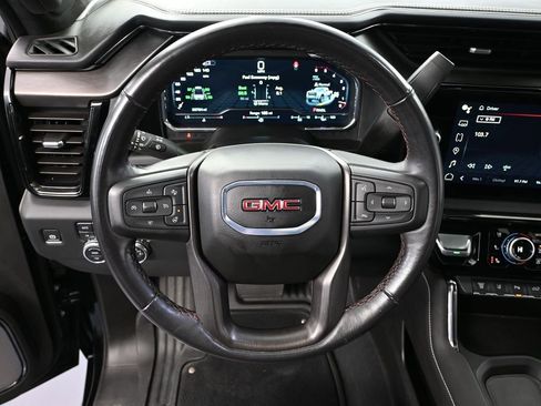 Used 2024 GMC Sierra 2500 AT4X image 28