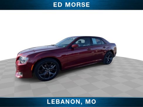 Used 2023 Chrysler 300 Touring L image 4