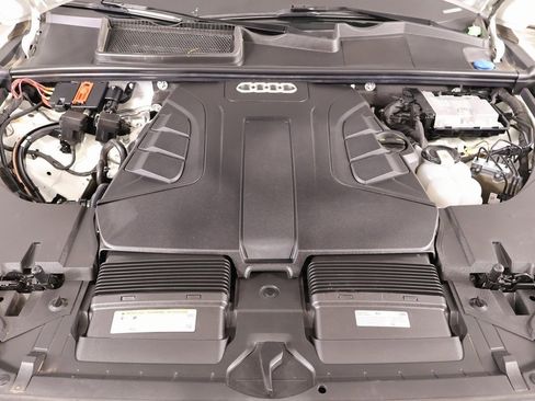 Used 2019 Audi Q7 3.0T Premium Plus image 22