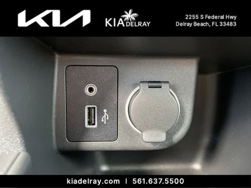 Used 2023 Nissan Kicks S image 32