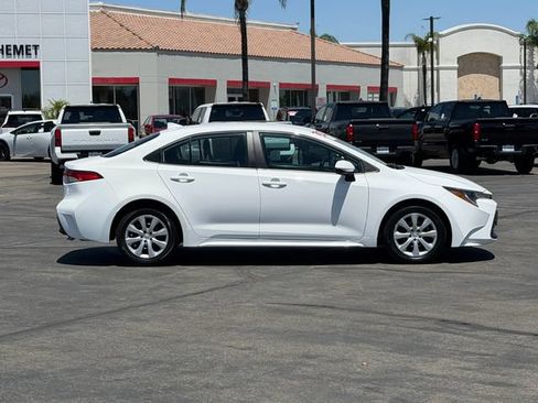 Used 2026 Toyota Corolla LE FWD image 4