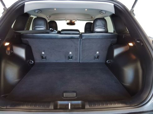 Used 2021 Jeep Cherokee Latitude Plus image 11