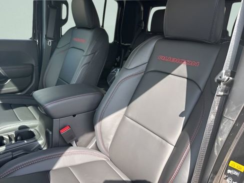 New 2026 Jeep Gladiator Rubicon image 12