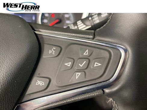 Used 2024 Chevrolet Equinox LT AWD/4WD image 10