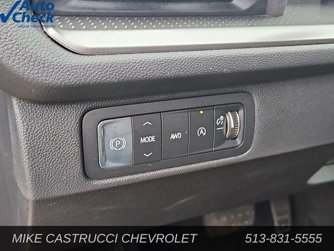 Used 2026 Chevrolet Traverse LT AWD/4WD image 22