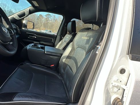 Used 2025 RAM 1500 Laramie image 17