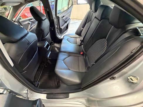 Used 2020 Toyota Camry SE FWD image 46