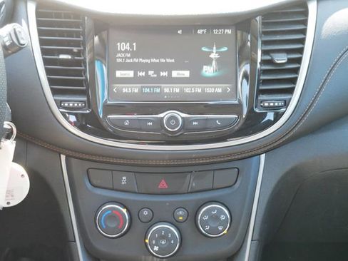 Used 2017 Chevrolet Trax LS image 7