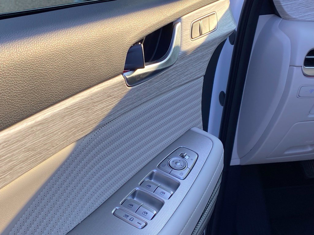 Used 2025 Hyundai Palisade Calligraphy AWD/4WD image 10