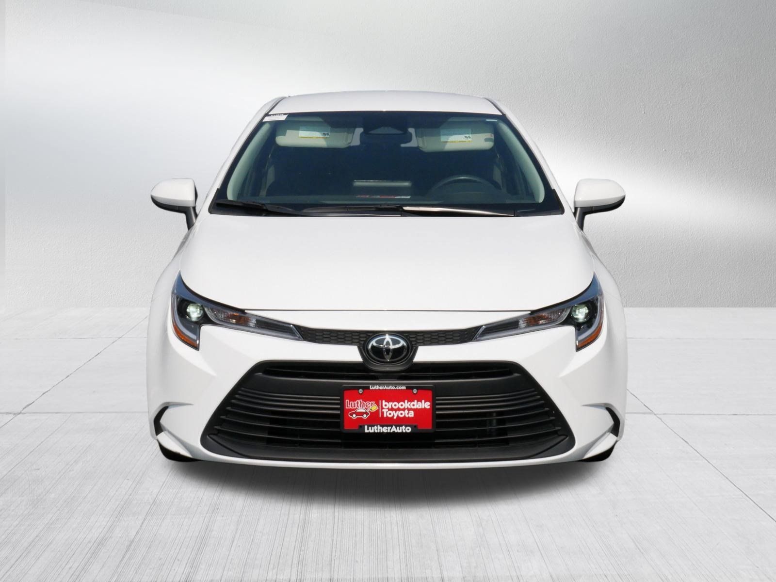 Certified 2026 Toyota Corolla LE FWD image 2