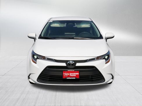Certified 2026 Toyota Corolla LE FWD image 2