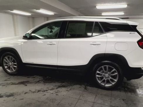 Certified 2023 GMC Terrain SLT w/ Tech Package image 6