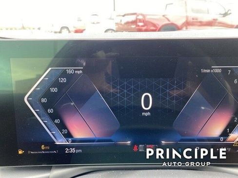 New 2023 BMW 330i Sedan w/ Convenience Package image 31