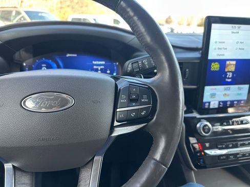 Used 2021 Ford Explorer Platinum w/ Equipment Group 601A image 25