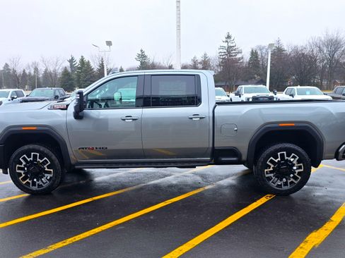 New 2026 GMC Sierra 2500 AT4 w/ AT4 Premium Plus Package image 5